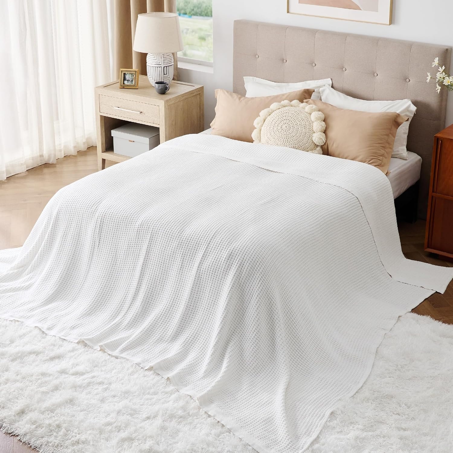 image:imageBedsure 100 Cotton Blanket Queen Size for Bed Cooling Breathable and Soft for Summer and Fall Thick Cozy Waffle Weave Blanket Gifts for Women White 90x90 Inches01 White