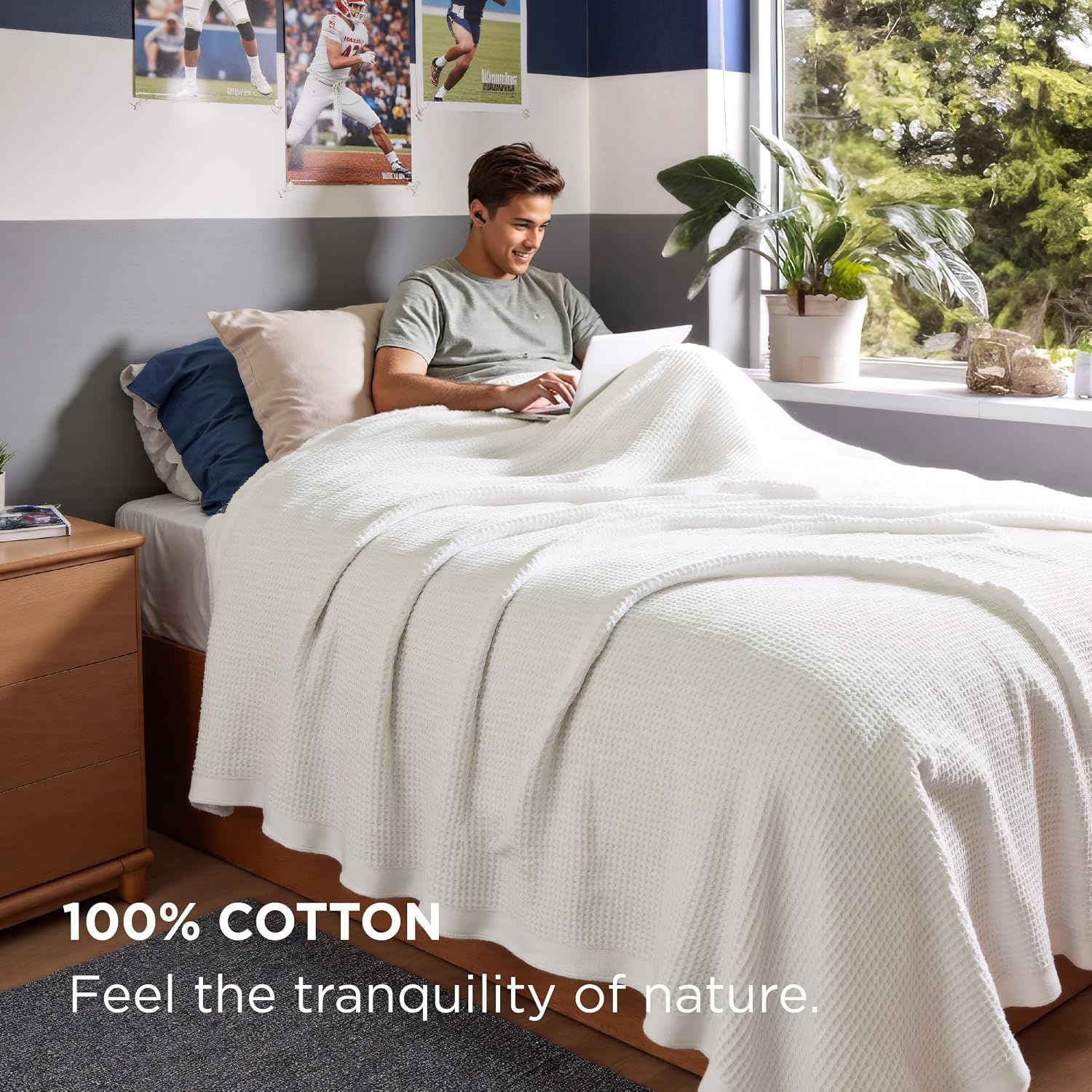 image:imageBedsure 100 Cotton Blanket Queen Size for Bed Cooling Breathable and Soft for Summer and Fall Thick Cozy Waffle Weave Blanket Gifts for Women White 90x90 Inches01 White