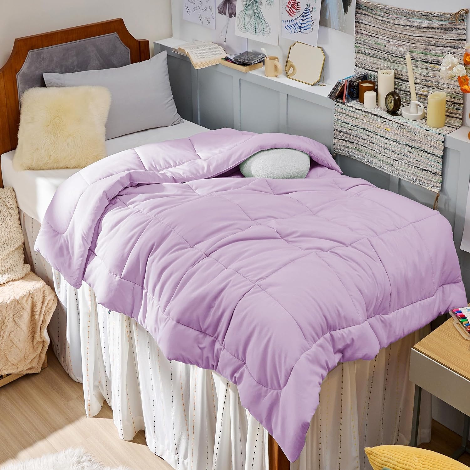 image:imageBedsure Comforter Duvet Insert Quilted Comforters Queen Size All Season Duvet GentleSoft Down Alternative Bedding Blanket with 8 Tabs Gifts for WomenMen White Queen 88 x 88 InchesLight Purple