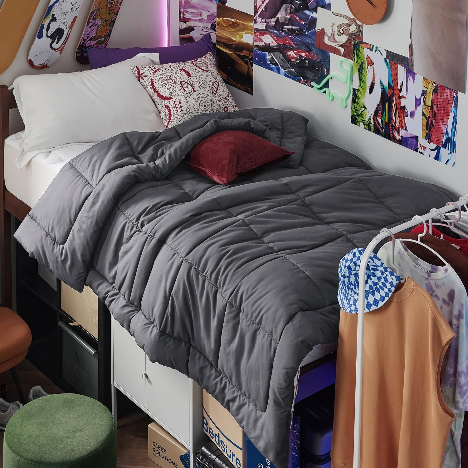 image:imageBedsure Comforter Duvet Insert Quilted Comforters Queen Size All Season Duvet GentleSoft Down Alternative Bedding Blanket with 8 Tabs Gifts for WomenMen White Queen 88 x 88 InchesGrey