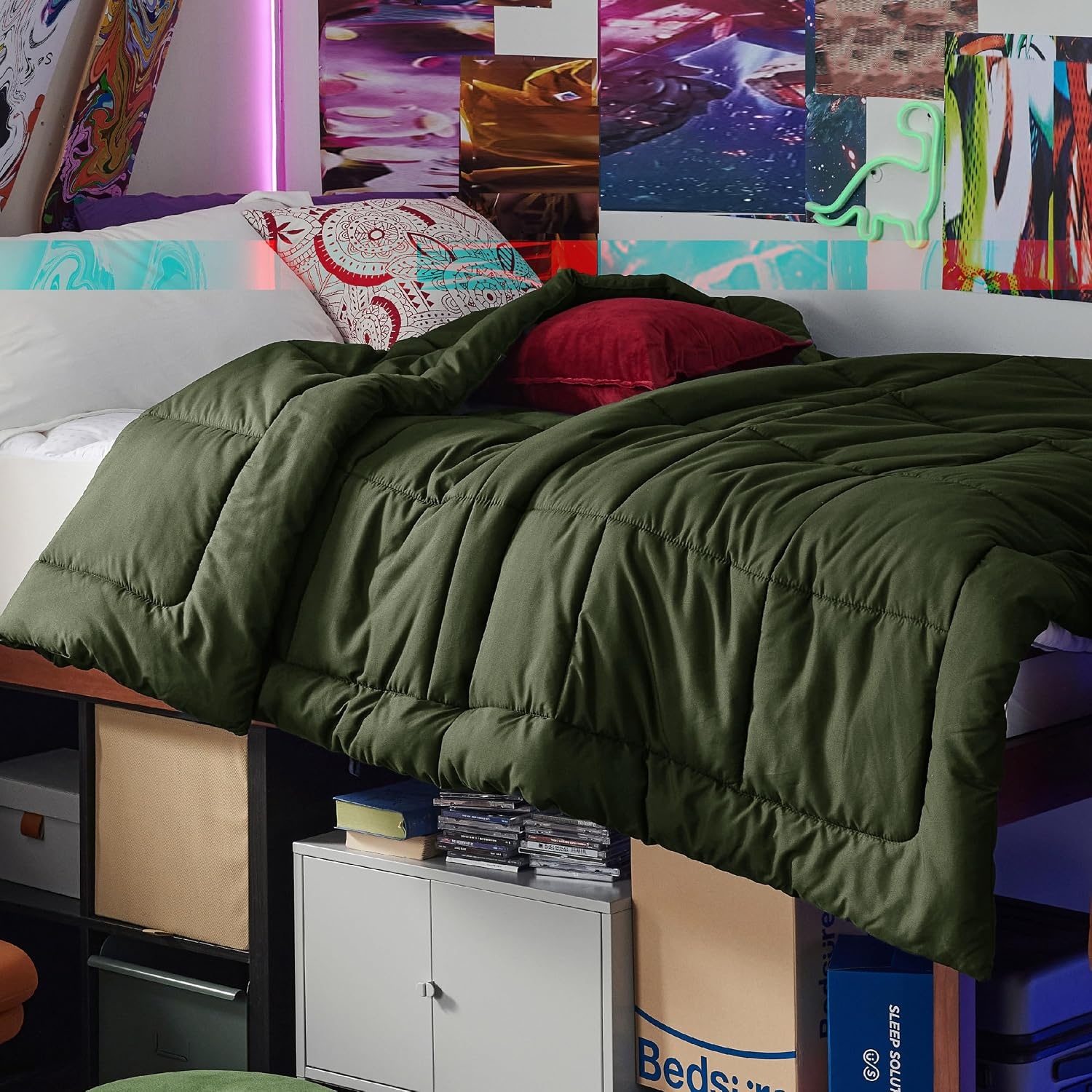 image:imageBedsure Comforter Duvet Insert Quilted Comforters Queen Size All Season Duvet GentleSoft Down Alternative Bedding Blanket with 8 Tabs Gifts for WomenMen White Queen 88 x 88 InchesOlive Green