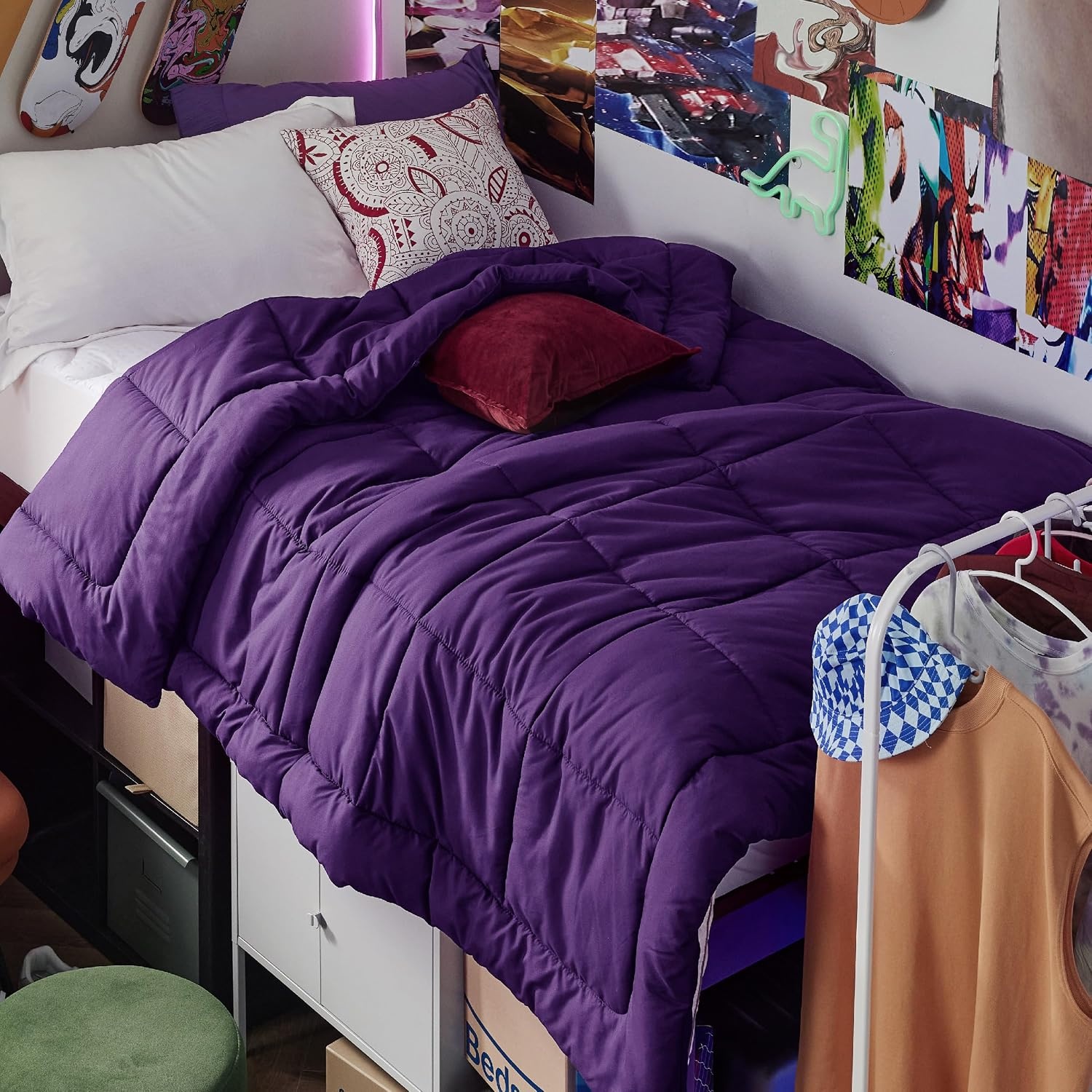 image:imageBedsure Comforter Duvet Insert Quilted Comforters Queen Size All Season Duvet GentleSoft Down Alternative Bedding Blanket with 8 Tabs Gifts for WomenMen White Queen 88 x 88 InchesPurple