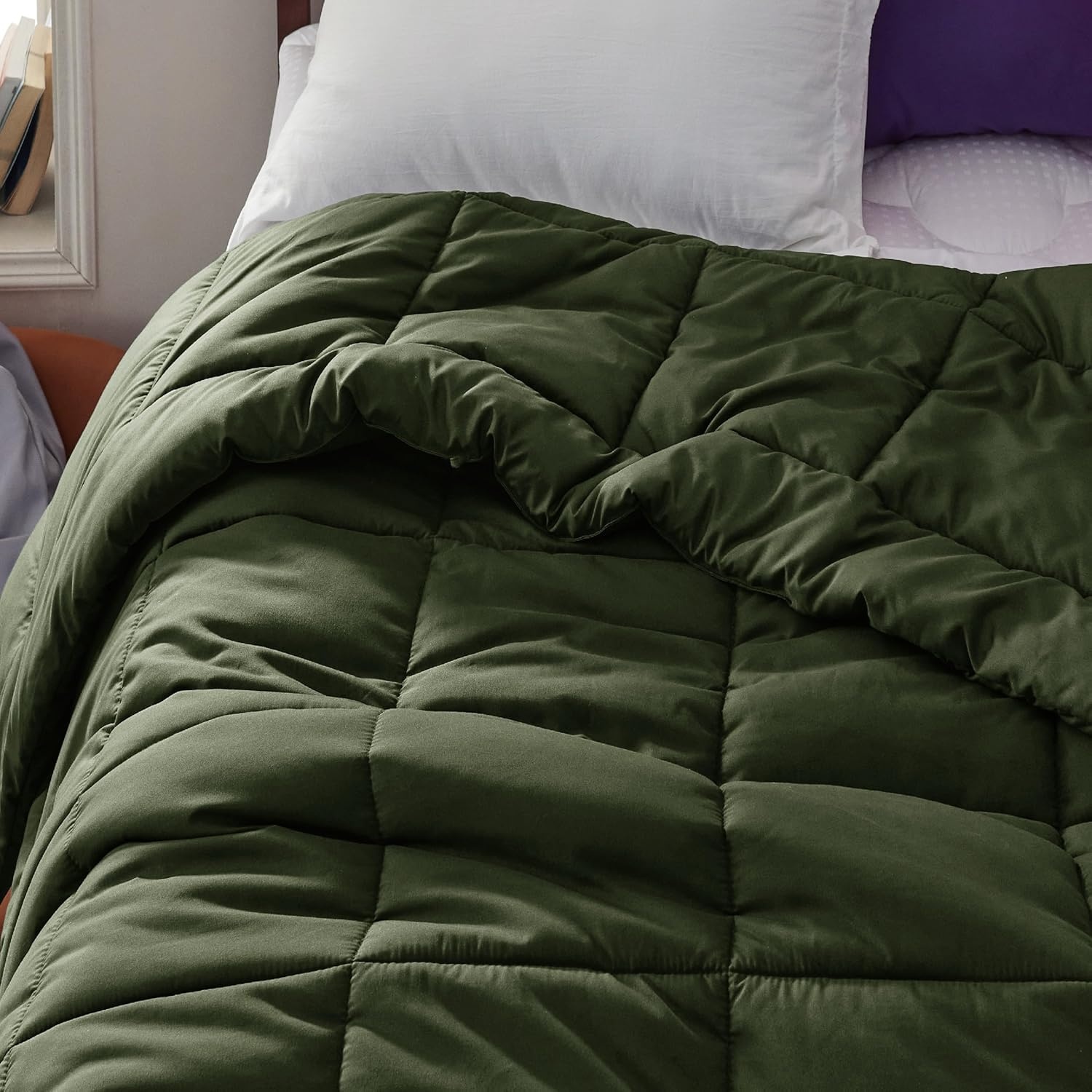 image:imageBedsure Comforter Duvet Insert Quilted Comforters Queen Size All Season Duvet GentleSoft Down Alternative Bedding Blanket with 8 Tabs Gifts for WomenMen White Queen 88 x 88 InchesOlive Green
