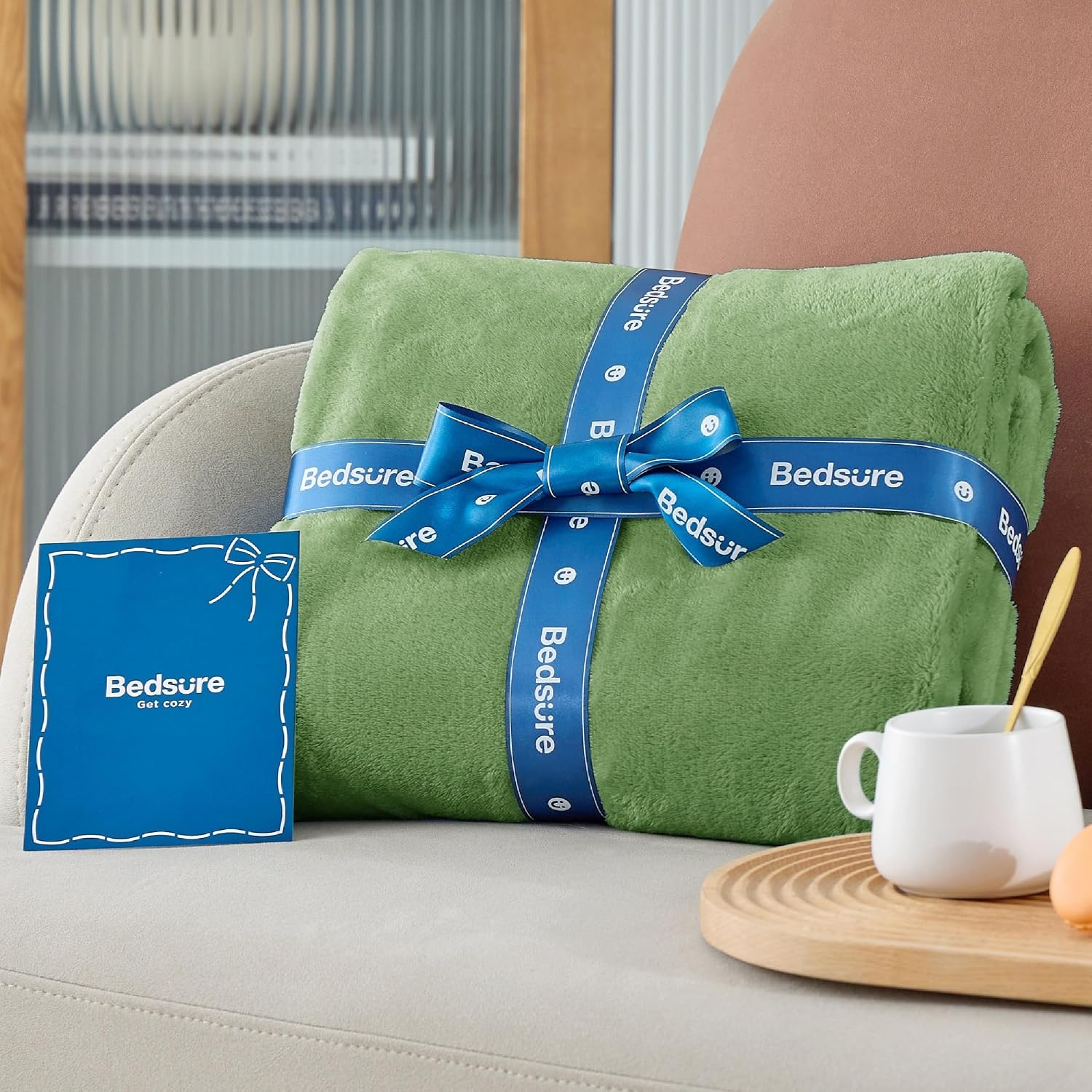 image:imageBedsure GentleSoft Fleece Bed Blankets Queen Size Grey Soft Warm Outdoor Picnic Fall Blanket for Camping Travel Lightweight Cozy AntiStatic Room Home Decor Gifts for Husband and Men 90x90 inchesEmerald