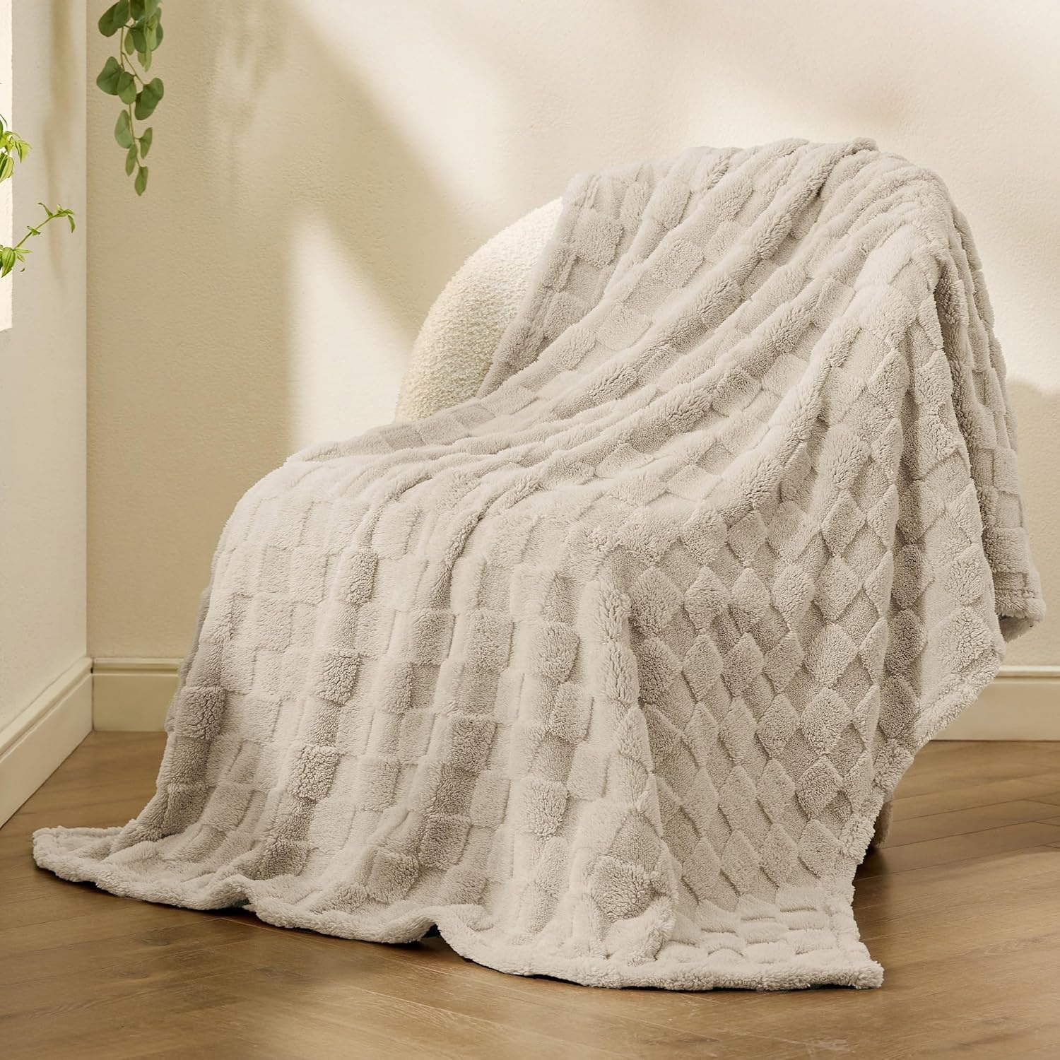 image:imageBedsure GentleSoft Sage Green Throw Blanket for Couch Checkered Cute Fleece Blankets Soft Cozy Summer Throw for Bedroom Home Decor Gifts for Mom Girls Green 50x60 InchesOatmeal