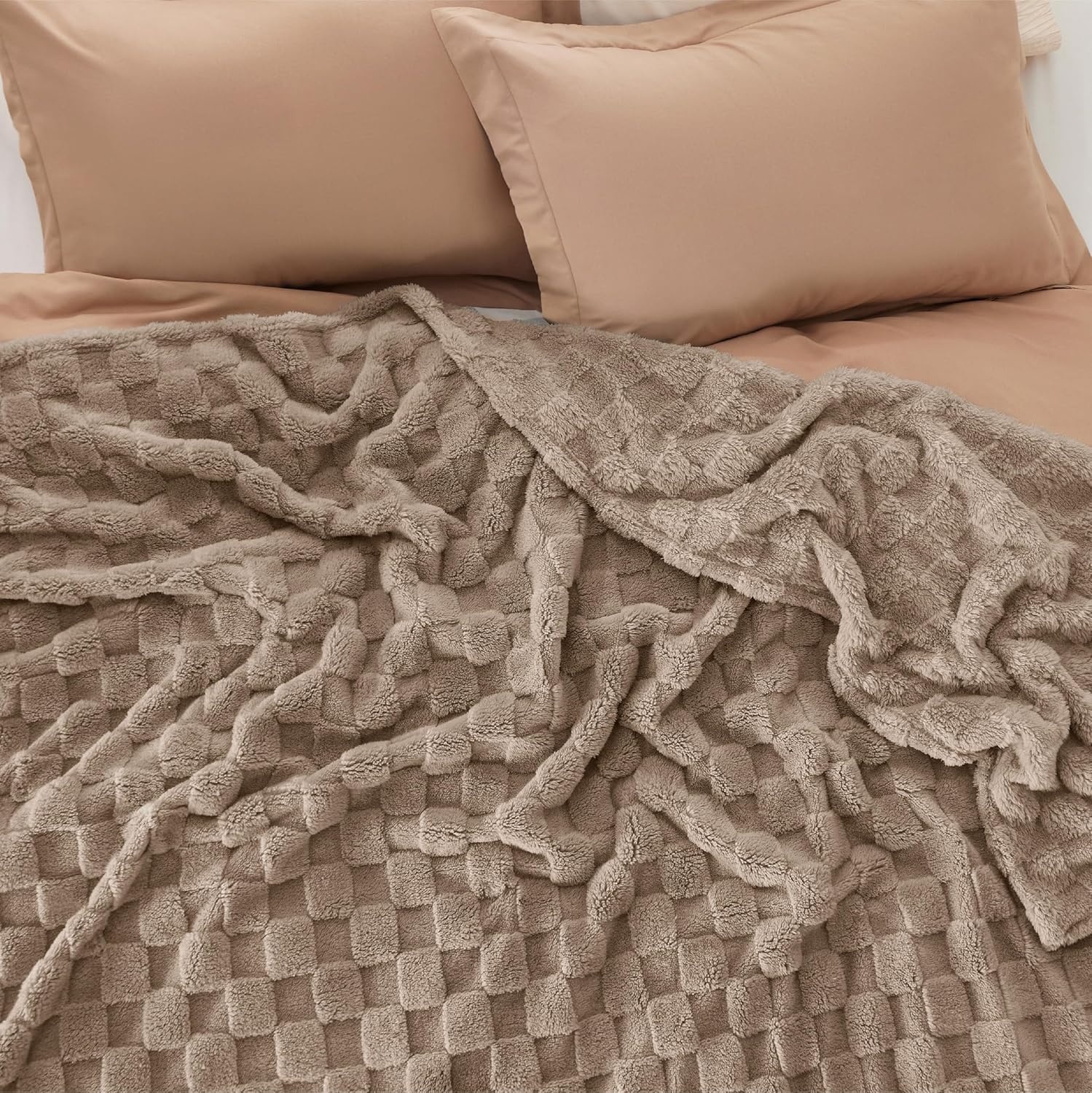 image:imageBedsure GentleSoft Sage Green Throw Blanket for Couch Checkered Cute Fleece Blankets Soft Cozy Summer Throw for Bedroom Home Decor Gifts for Mom Girls Green 50x60 Inches03 Light Brown
