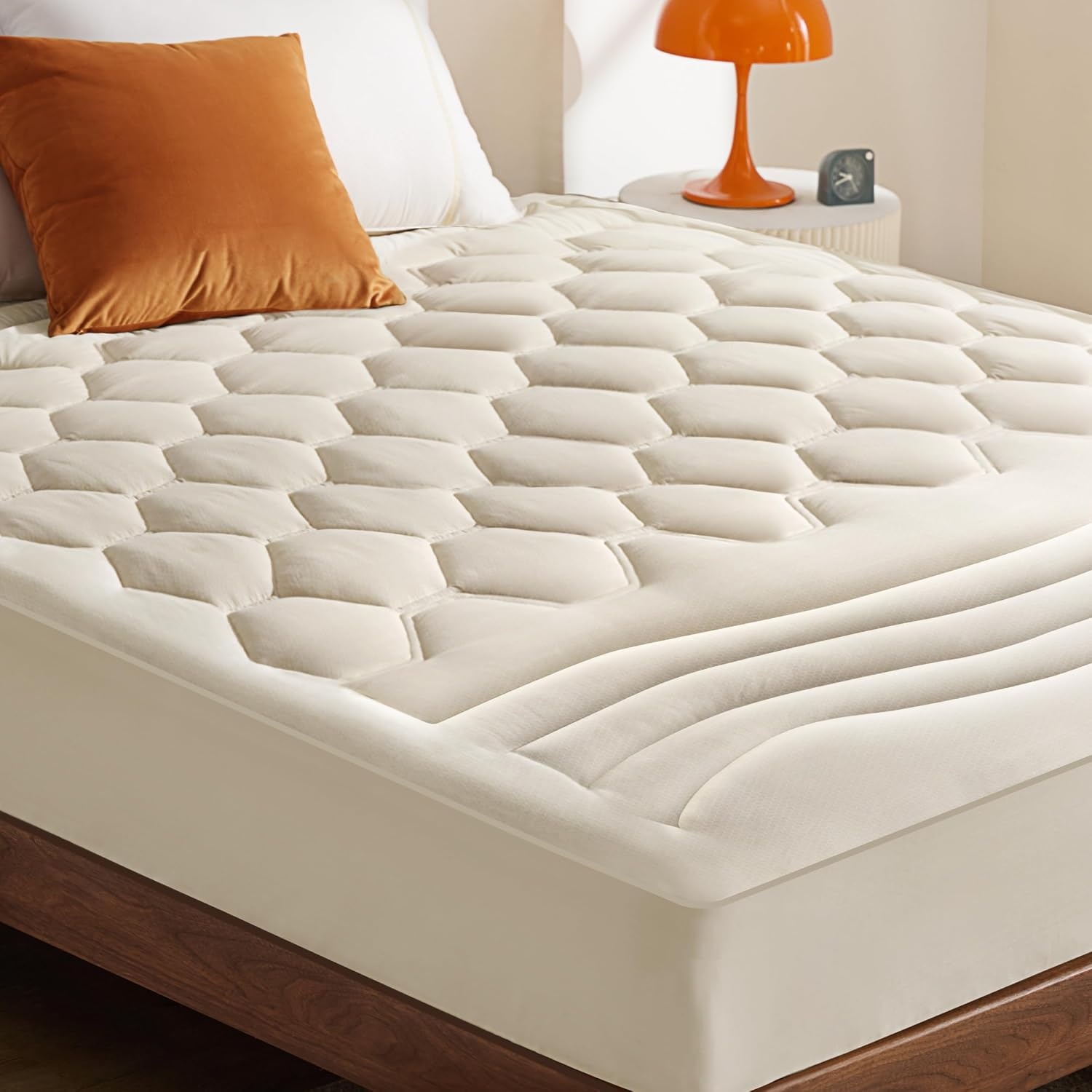 image:imageBedsure Queen Mattress Pad Quilted Fitted Mattress Topper Protector with 821 Inches Deep Pocket Noiseless Breathable Bed Cover Padded Machine Washable White 60x80 InchesBeige