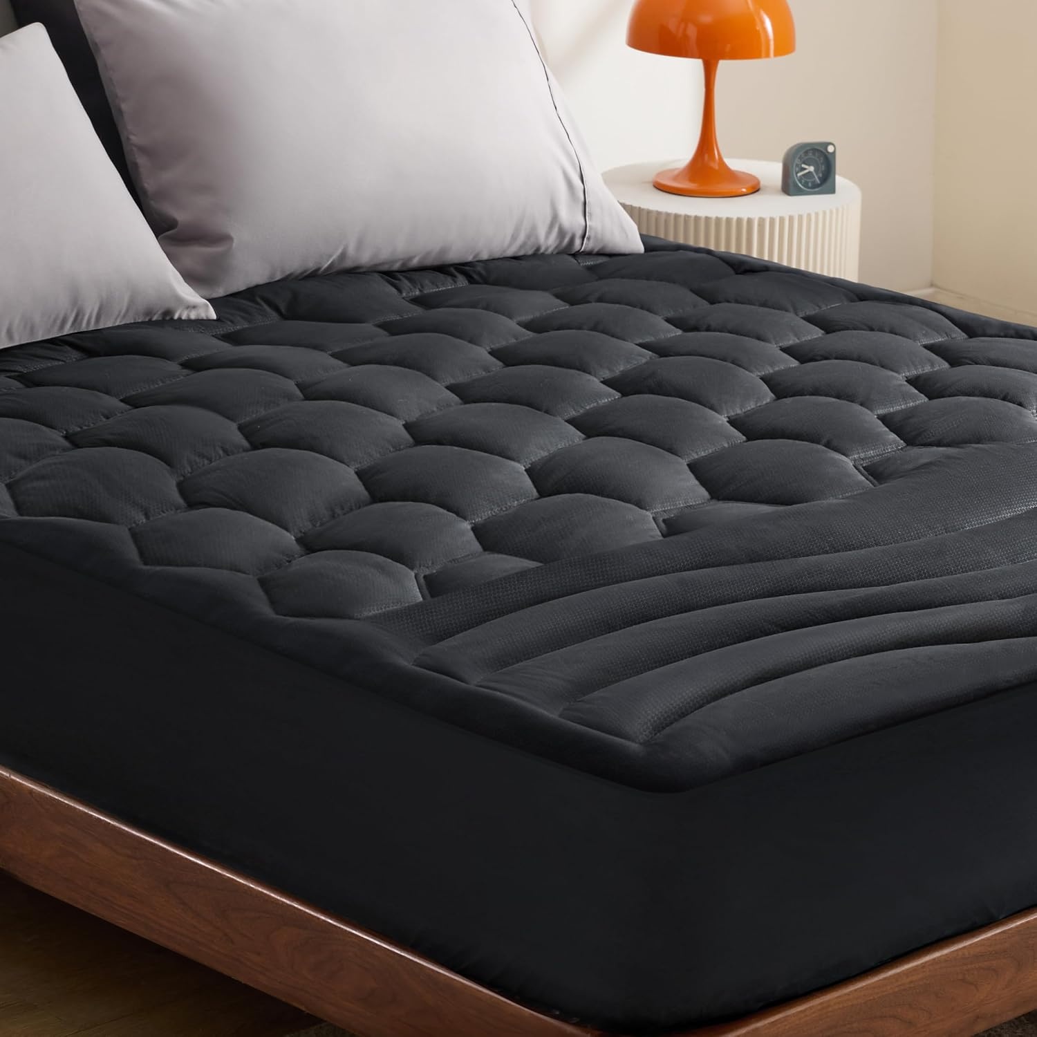 image:imageBedsure Queen Mattress Pad Quilted Fitted Mattress Topper Protector with 821 Inches Deep Pocket Noiseless Breathable Bed Cover Padded Machine Washable White 60x80 InchesBlack