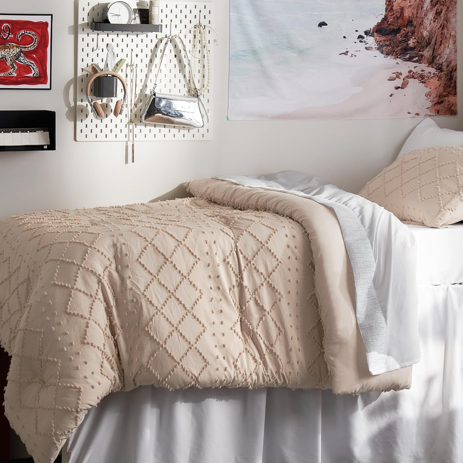 image:imageBedsure Twin XL Comforter Set  White Comforter Boho Tufted Distressed Vintage Bedding for Kids 2 Pieces FarmhouseStyle Bed Set for All Seasons Fluffy Soft Bedding with 1 Pillow Sham16  Warm Tan