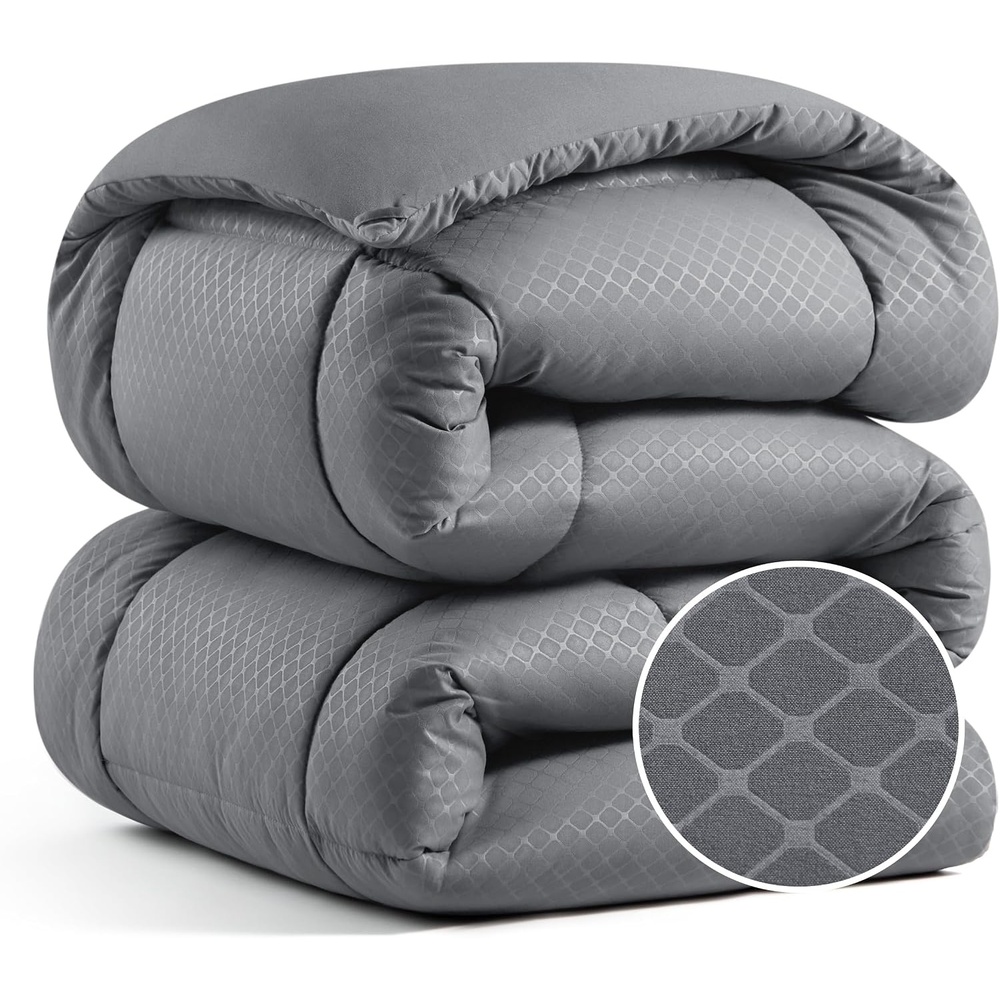 image:imageBedsure Comforter Duvet Insert Quilted Comforters Queen Size All Season Duvet GentleSoft Down Alternative Bedding Blanket with 8 Tabs Gifts for WomenMen White Queen 88 x 88 InchesGrey Diamond Pattern