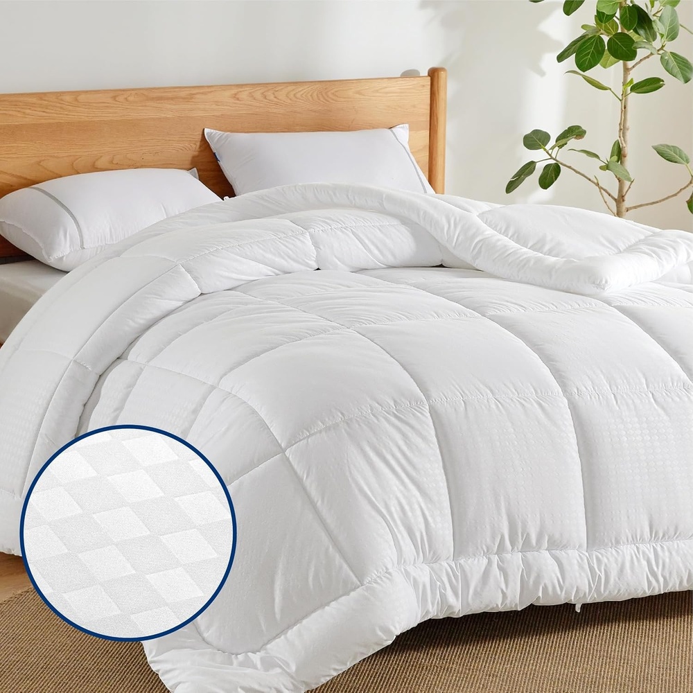 image:imageBedsure Comforter Duvet Insert Quilted Comforters Queen Size All Season Duvet GentleSoft Down Alternative Bedding Blanket with 8 Tabs Gifts for WomenMen White Queen 88 x 88 InchesIvory Stripe Square
