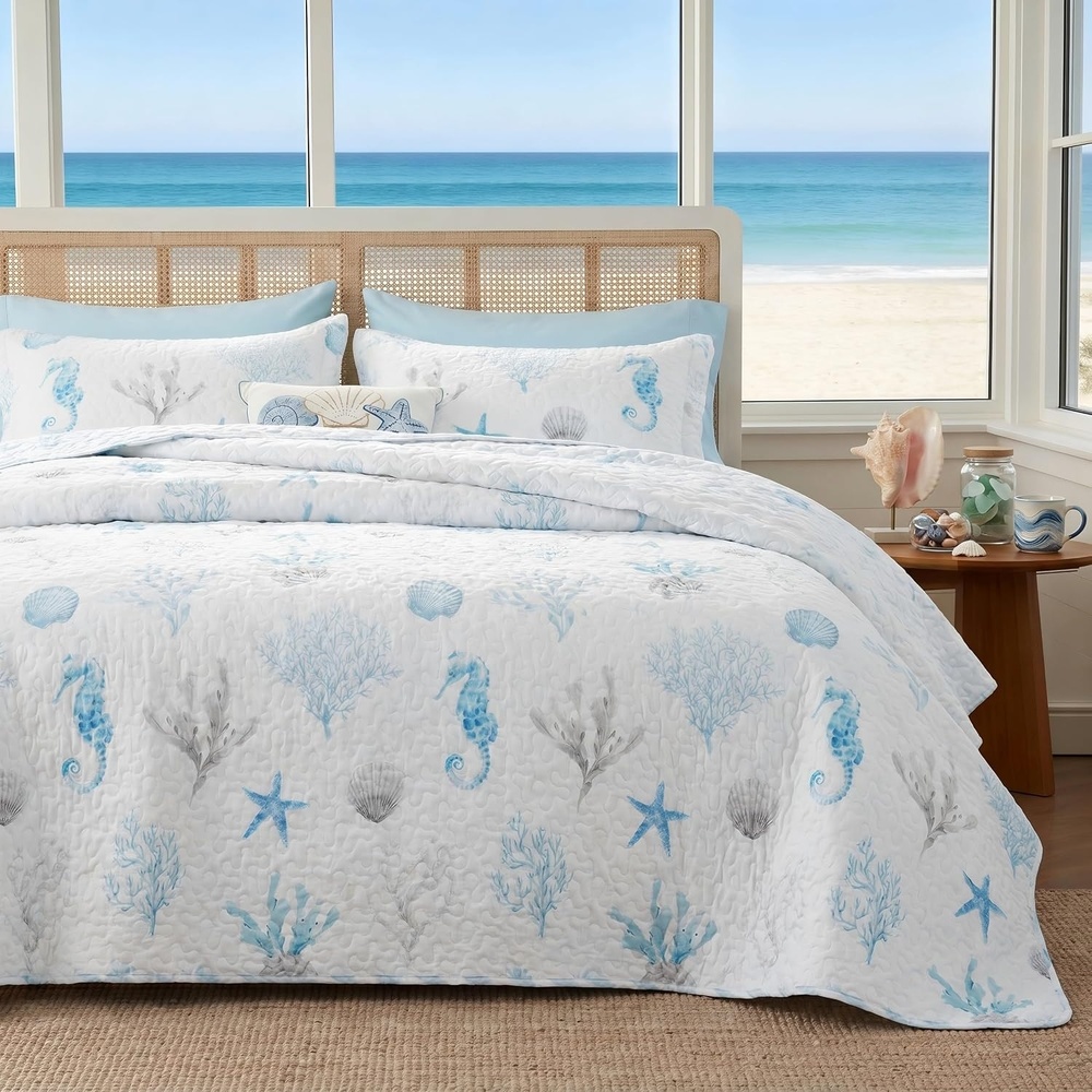 image:imageBedsure Floral Quilts Queen Size Reversible Botanical Floral Comforter Bedding Bedspread Coverlet Lightweight AllSeason Comfort Green amp White Plaid Parttern Machine Washable 90x96 3 Pcs00 Ocean White