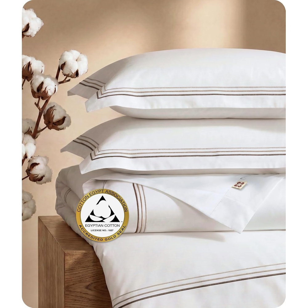 image:imageBedsure PureWoven 100 Giza Egyptian Cotton Duvet Cover King 104x90  CEA amp BV Certified Luxury Hotel Sateen Soft amp Breathable Bedding for AllSeason 8 Interior Ties 3 Pieces Navy Blue04  Gradient Brown