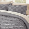 Bedsure Queen Size Comforter Set Beige, Boho Tufted Bed Set, Checkered Farmhouse-Style Distressed Vintage Bedding, 3 Pieces, 1 Plaid Geometric Comforter and 2 Pillow Shams(04 – Grey – Tufted Checkboard)