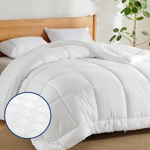 Bedsure Comforter Duvet Insert – Quilted Comforters Queen Size, All Season Duvet, GentleSoft Down Alternative Bedding Blanket, with 8 Tabs, Gifts for Women/Men, White, Queen 88 x 88 Inches(Ivory Stripe Square)