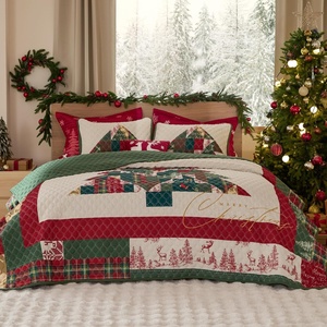 Bedsure Floral Quilts Queen Size, Reversible Botanical Floral Comforter | Bedding, Bedspread, Coverlet, Lightweight, All-Season Comfort, Green & White Plaid Parttern, Machine Washable, 90″x96″, 3 Pcs(18 – Christmas Tree)