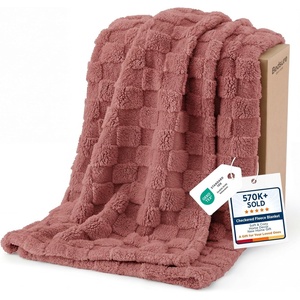 Bedsure GentleSoft Sage Green Throw Blanket for Couch – Checkered Cute Fleece Blankets, Soft Cozy Summer Throw for Bedroom Home Decor Gifts for Mom Girls, Green, 50×60 Inches(Dusty Pink)