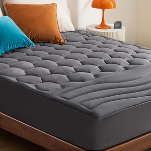 Bedsure Queen Mattress Pad – Quilted Fitted Mattress Topper Protector with 8-21 Inches Deep Pocket, Noiseless Breathable Bed Cover Padded, Machine Washable, White, 60×80 Inches(Grey)