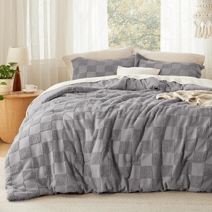 Bedsure Queen Size Comforter Set Beige, Boho Tufted Bed Set, Checkered Farmhouse-Style Distressed Vintage Bedding, 3 Pieces, 1 Plaid Geometric Comforter and 2 Pillow Shams(04 – Grey – Tufted Checkboard)