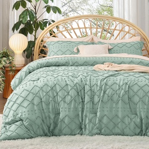 Bedsure Twin XL Comforter Set – White Comforter, Boho Tufted Distressed Vintage Bedding for Kids, 2 Pieces Farmhouse-Style Bed Set for All Seasons, Fluffy Soft Bedding with 1 Pillow Sham(12 – Sage Green)