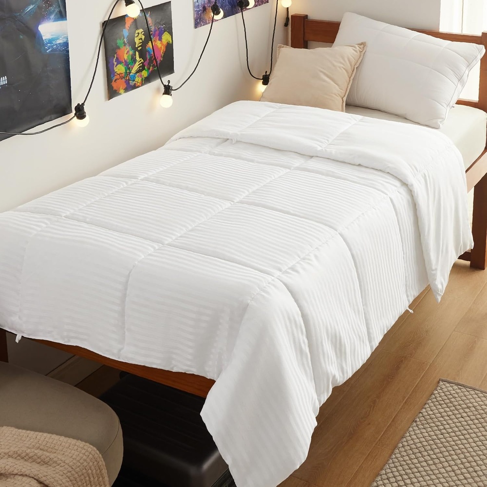 image:imageBedsure Duvet Insert Queen Size Lightweight Comforter Quilted Cooling Duvet Insert Down Alternative Summer Comforter with 8 Tabs Ultra Soft Striped Machine Washable Queen White 88x88 inchesWhite