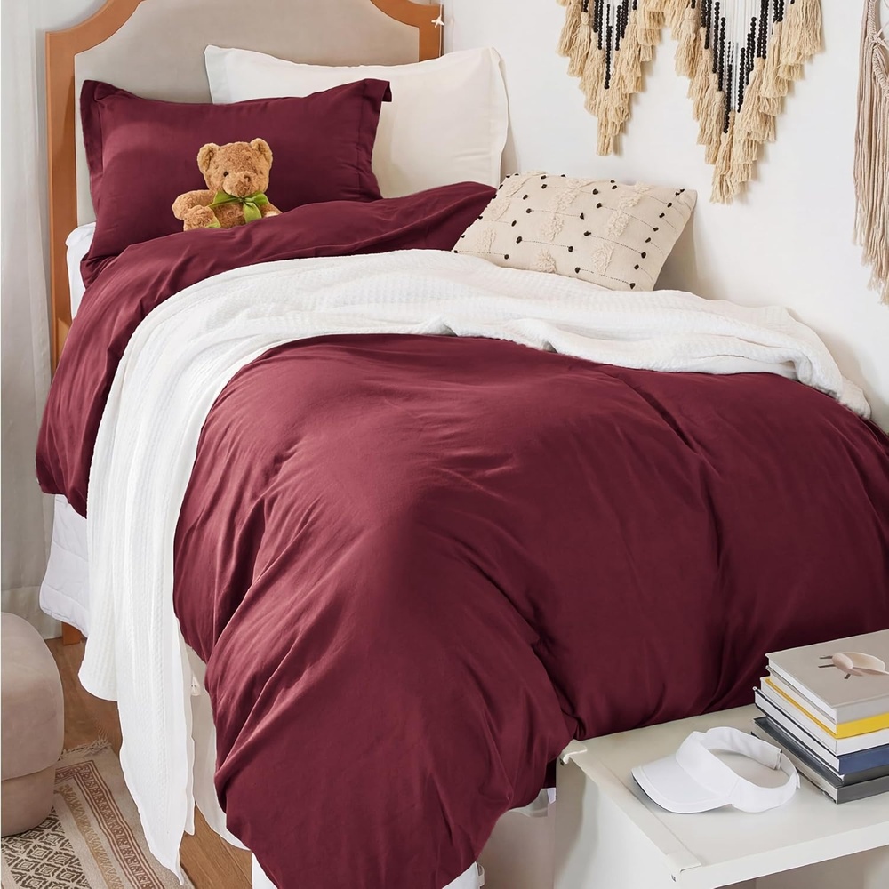 image:imageBedsure White Duvet Cover Queen Size  3 Pieces Prewashed CottonLike Polyester Extra Soft Bedding Set Includes 1 Duvet Cover 90x90 Inches with Zipper Closure amp 2 Pillow Shams Comforter Not Included10  Burgundy No Comforter
