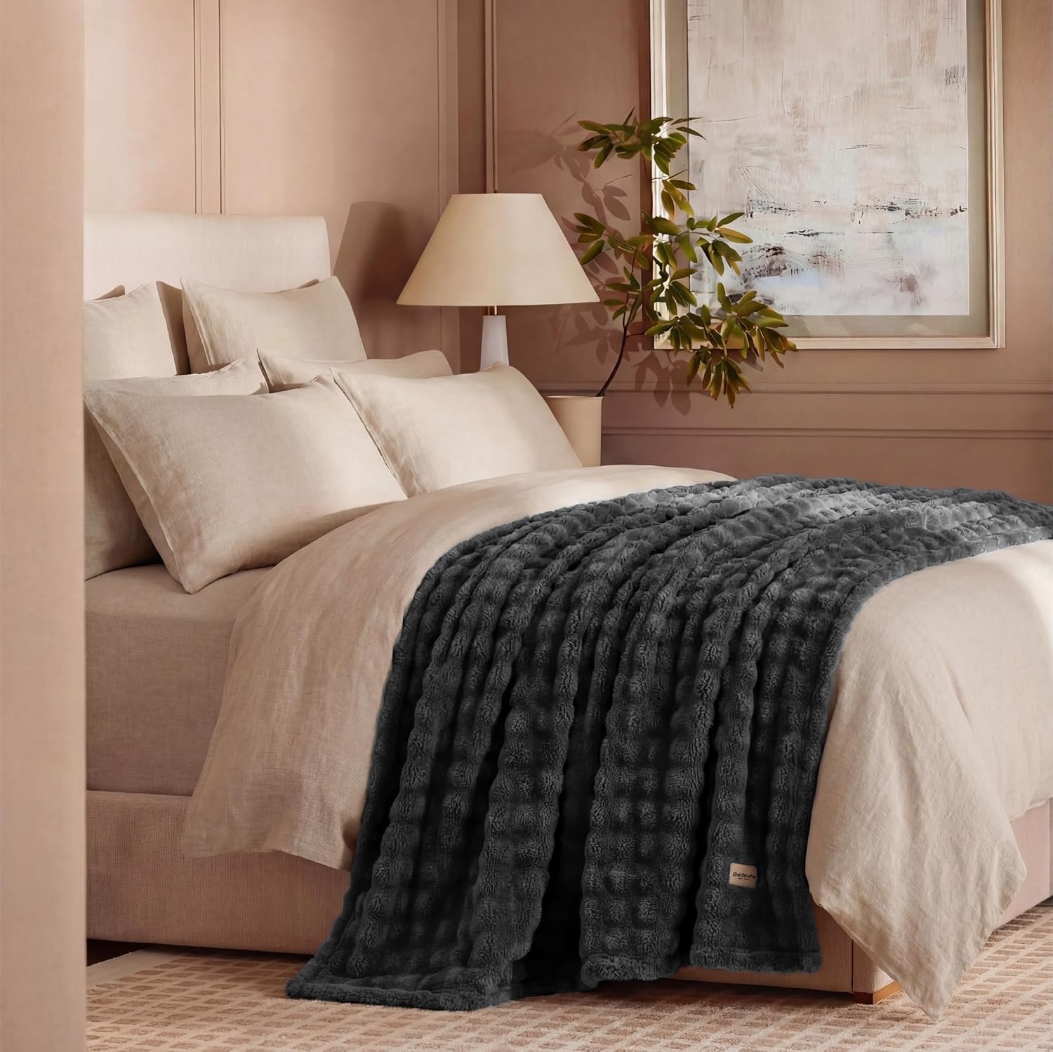 image:imageBedsure 3D Fleece Bubble Blankets for Couch Cute Pink Throw Blanket for Sofa Bedroom Decor Luxury Soft Cozy Pink Birthday Gifts for Women Girls Lightweight Light Pink 5060Dark Grey
