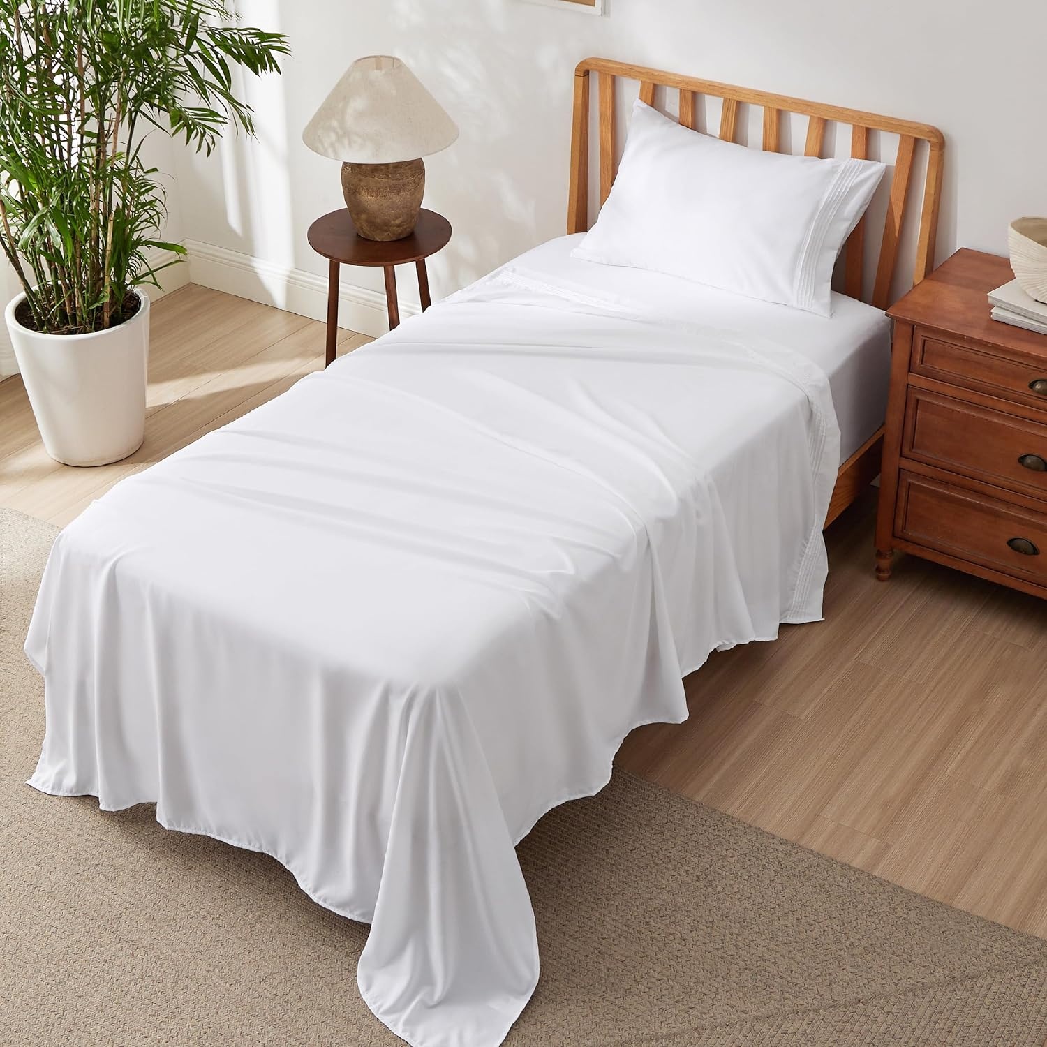 image:imageBedsure Deep Pocket Queen Sheets Set Fits Mattresses Up to 21 Inches Thick 4 Piece GentleSoft Bed Sheets Moisture Wicking Soft amp Cooling Bedsheet amp Pillowcases Easy amp Secure Fit Linen02 White