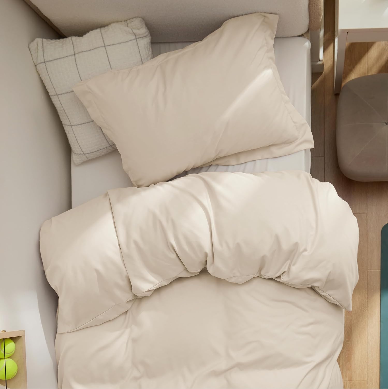 image:imageBedsure Duvet Cover TwinTwin XL Size Soft Double Brushed Bedding Set for Kids amp Adults Zipper Closure 2 Pieces Includes 1 Duvet Cover 68x90 amp 1 Pillow Sham NO Comforter White03 Light Beige