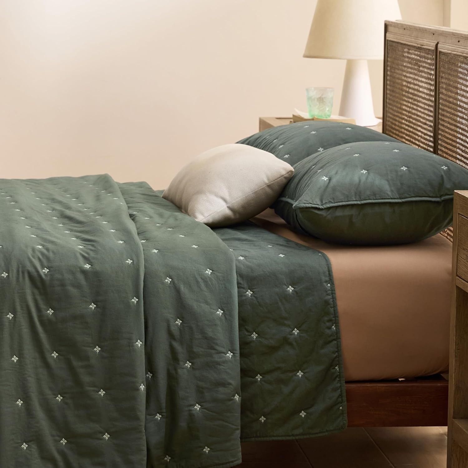image:imageBedsure PureWoven 100 Cotton Quilt Set King Bedspread Dusty Blue Lightweight Breathable Coverlet amp 2 Pillow Shams 3Piece Geometric Bedding Set AllSeason Machine Washable 106x96 in08 Olive Sage Four Leaf Clover