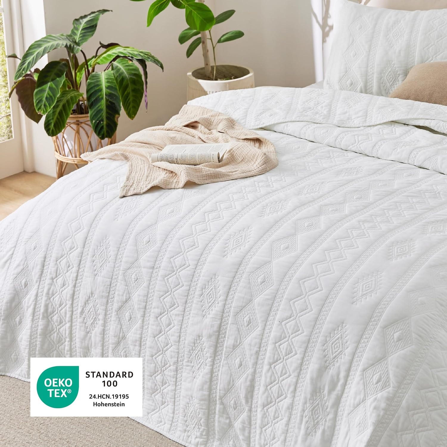 image:imageBedsure PureWoven 100 Cotton Quilt Set King Bedspread Dusty Blue Lightweight Breathable Coverlet amp 2 Pillow Shams 3Piece Geometric Bedding Set AllSeason Machine Washable 106x96 in02 White Tribal Geometry