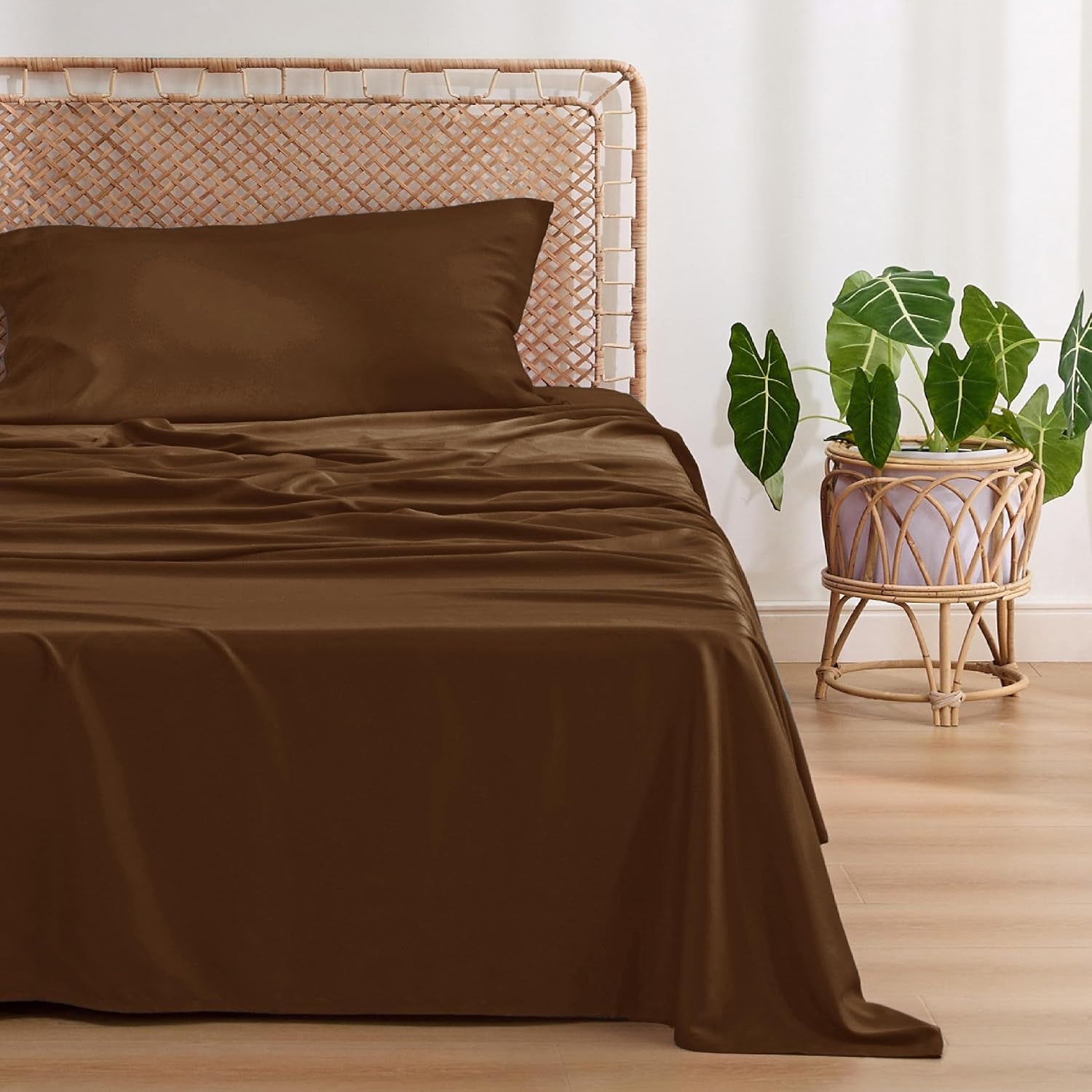 image:imageBedsure PureWoven 100 Rayon Derived from Bamboo Queen Sheets 4 Pieces Cooling Sheets for Hot Sleepers Breathable amp Silky Soft 16 Deep Pocket Hotel Luxury Bedding White20 Brown