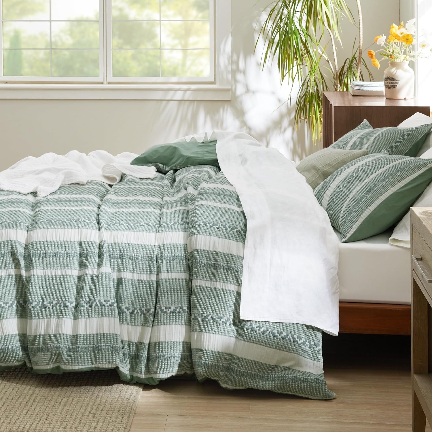 image:imageBedsure PureWoven 3 Pieces 100 Cotton Waffle Duvet Cover Set Queen White Waffle Weave Texture Soft SkinFriendly Breathable AllSeason Machine Washable Home Decor Gift Good Housekeeping Seal19 Strip Green No Comforter