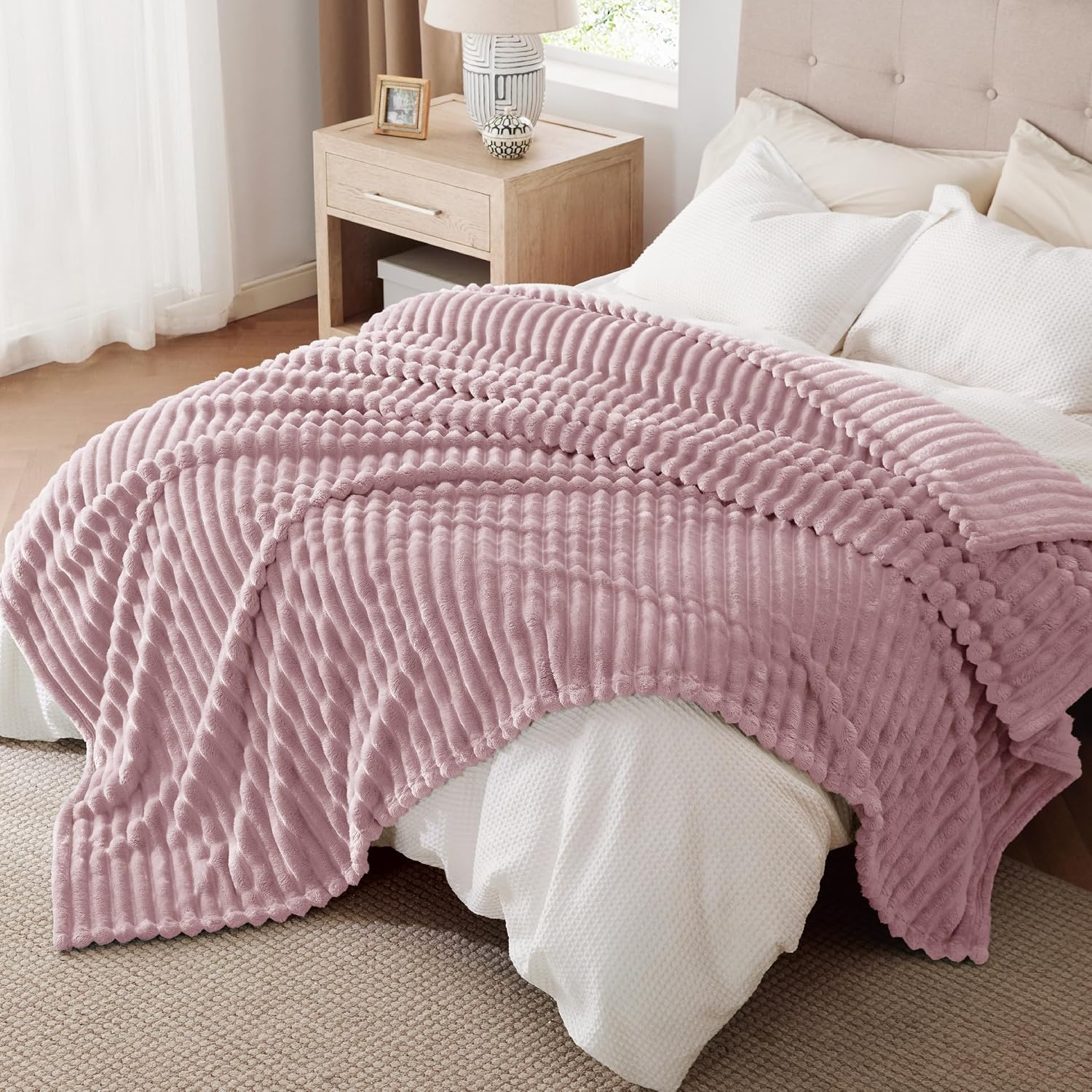 image:imageBedsure Soft Cozy Twin XL Blanket for Bed College Dorm Off White 66x90 Birthday Gifts for Women Mom Her Warm Lightweight Cozy Fluffy Throw Blanket Sofa Dorm Room Home Decor Machine WashablePink