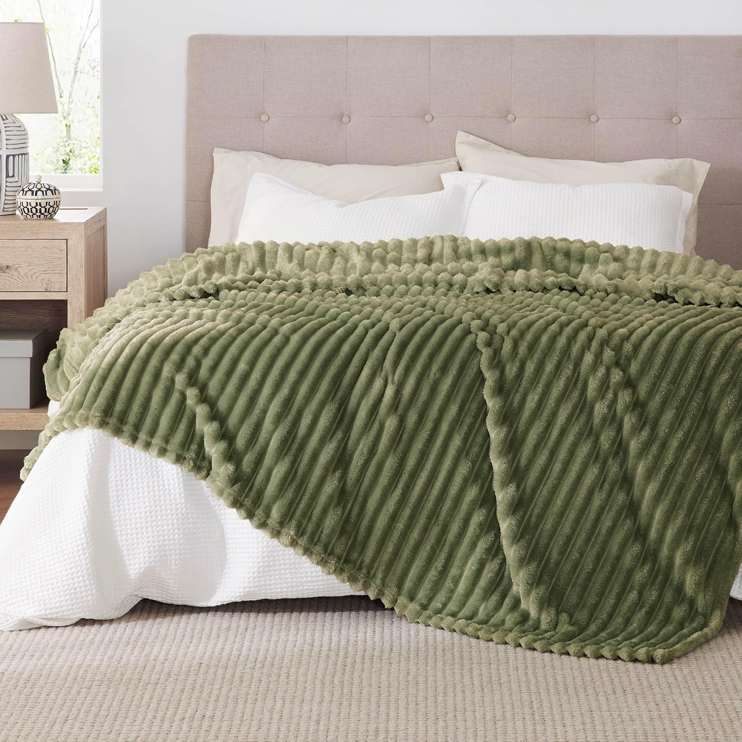 image:imageBedsure Soft Cozy Twin XL Blanket for Bed College Dorm Off White 66x90 Birthday Gifts for Women Mom Her Warm Lightweight Cozy Fluffy Throw Blanket Sofa Dorm Room Home Decor Machine WashableMoss