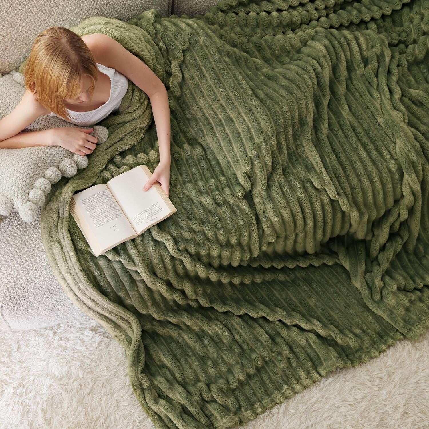 image:imageBedsure Soft Cozy Twin XL Blanket for Bed College Dorm Off White 66x90 Birthday Gifts for Women Mom Her Warm Lightweight Cozy Fluffy Throw Blanket Sofa Dorm Room Home Decor Machine WashableMoss
