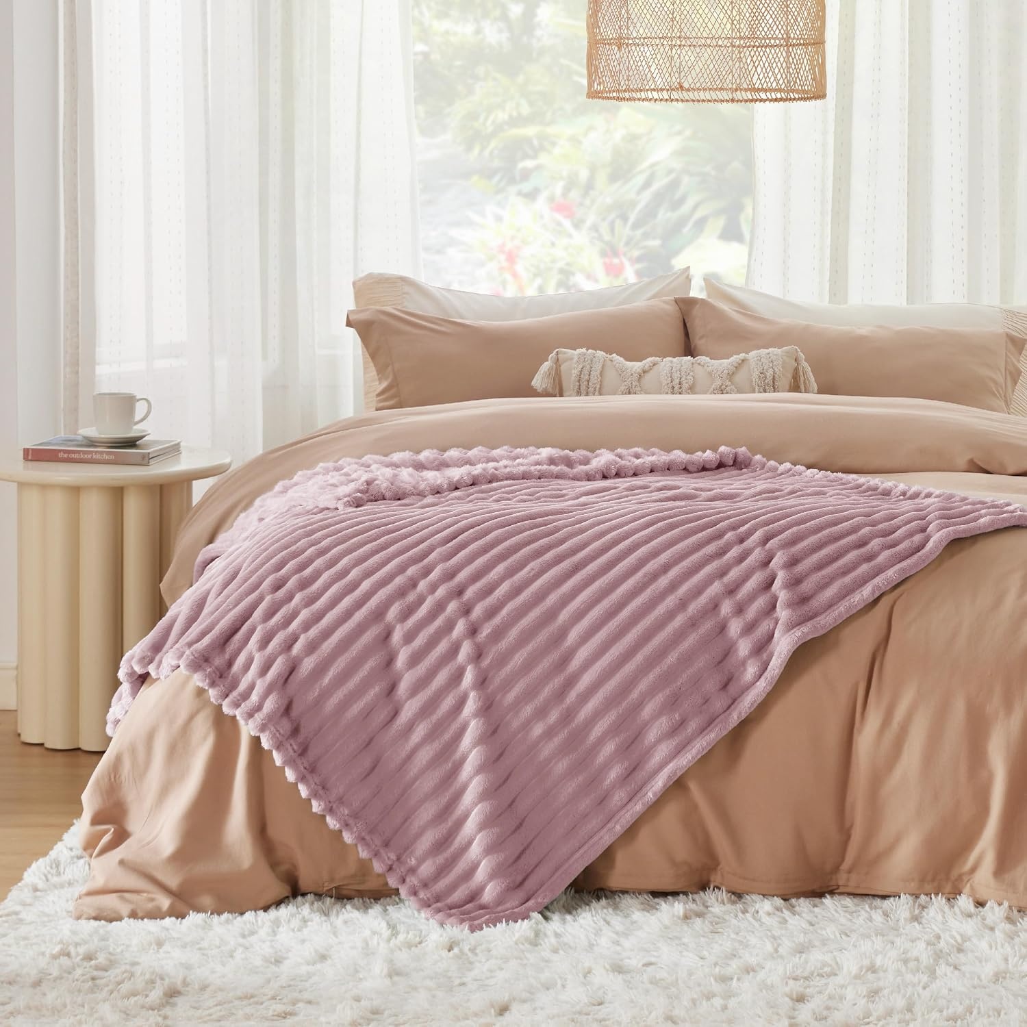 image:imageBedsure Soft Cozy Twin XL Blanket for Bed College Dorm Off White 66x90 Birthday Gifts for Women Mom Her Warm Lightweight Cozy Fluffy Throw Blanket Sofa Dorm Room Home Decor Machine WashablePink
