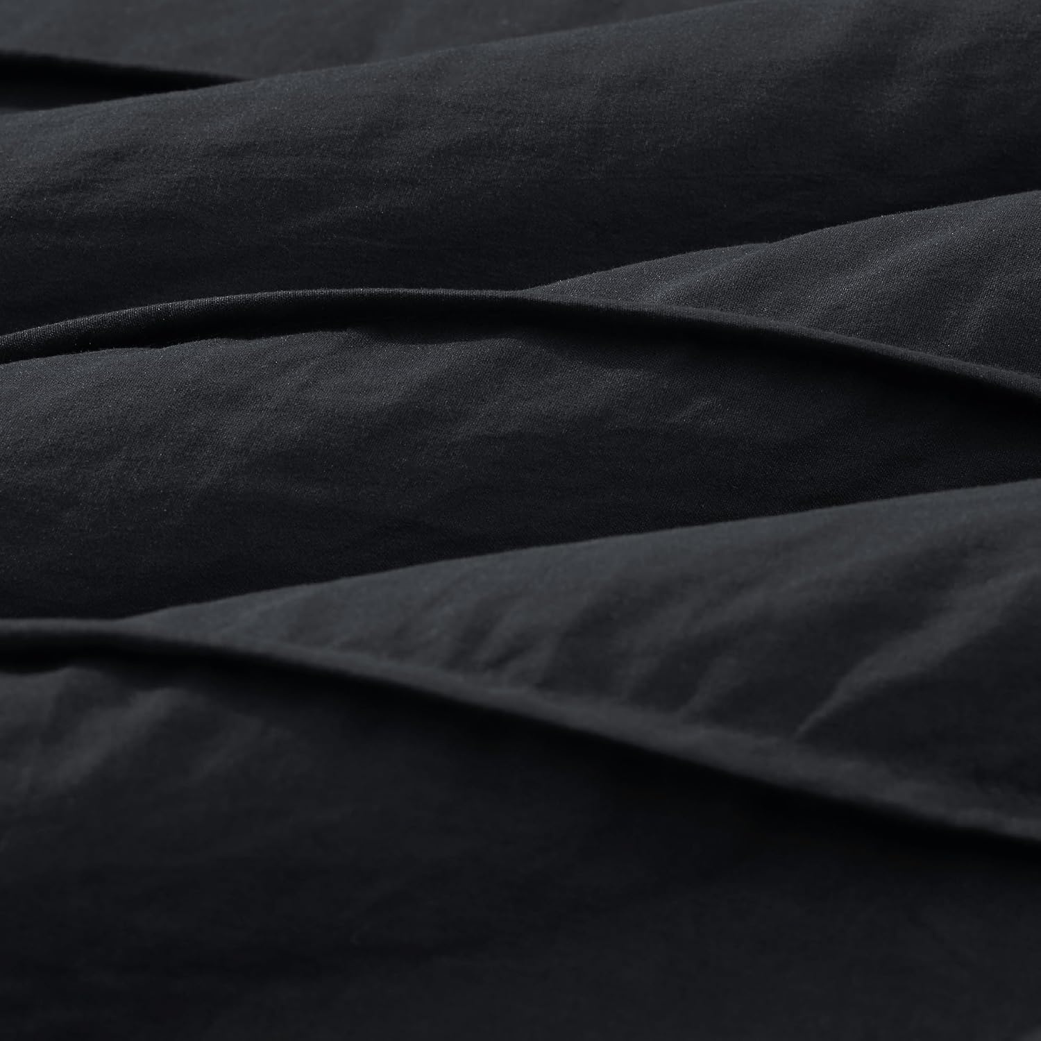image:imageBedsure Twin XL Comforter Set Natural White Dorm Room Essentials Extra Long Twin XL Bedding Set All Season Down Alternative Comforter with Pillowcase amp Sham01 Black