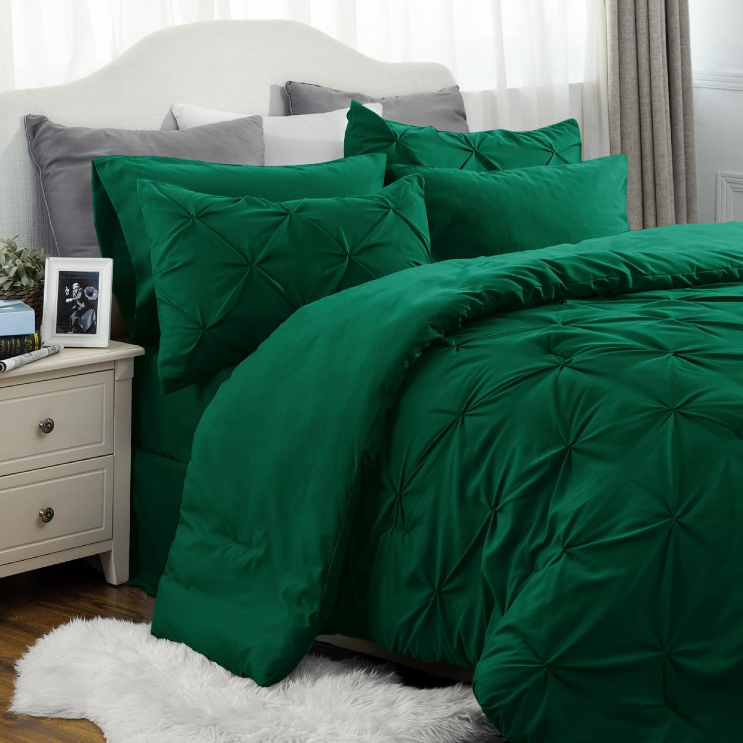 image:imageBedsure Twin XL Comforter Set Pink Dorm Room Essentials for Girls Extra Long Twin XL Bedding Set with Sheets All Season Down Alternative Comforter with Sheets Pillowcase amp Sham26 Emerald Green