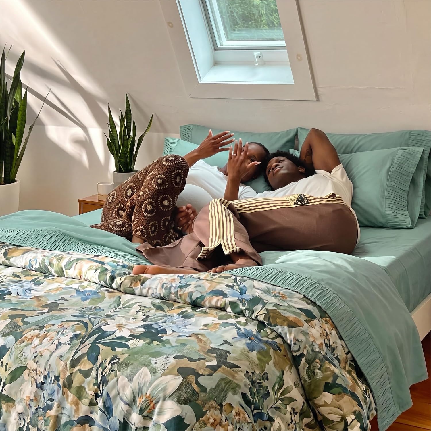 image:imageBedsure Twin XL Sheets Dorm Bedding 3 Pieces Soft Extra Long Twin Sheets Breathable Cooling Oeko Tex Deep Pocket Easy Care Resistant Sturdiness Lightweight College Dorm Bedding for Students11 Mint Green