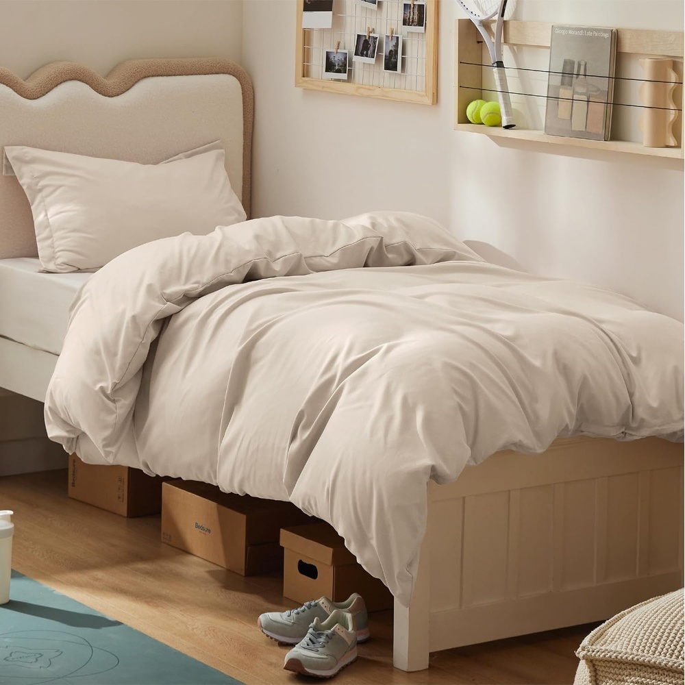image:imageBedsure Duvet Cover TwinTwin XL Size  Soft Double Brushed Bedding Set for Kids amp Adults Zipper Closure 2 Pieces Includes 1 Duvet Cover 68x90 amp 1 Pillow Sham NO Comforter White00  Beige