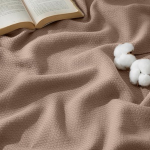 Bedsure GentleSoft 100% Cotton Blanket Twin XL Size for Bed – Cooling Breathable and Lightweight, Soft Cozy Textured Herringbone Woven Summer Blanket for College Dorm, Linen Beige, 66×90 inches(01 – Coffee Brown)