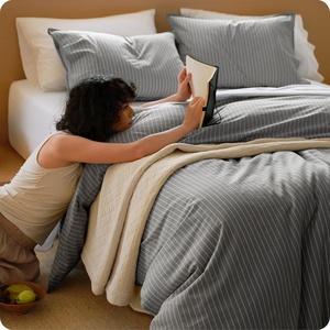 Bedsure PureWoven Striped Duvet Cover Set Linen‑Like, Queen Size, 3-PC | 100% Washed Cotton Percale Bedding Set, Reversible Yarn‑Dyed Design, Zipper Closure, Stripes – White, 90″ x 90″(06 – Stripes – Dark Grey)