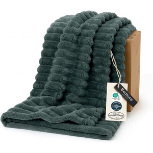 Bedsure Soft Cozy Twin XL Blanket for Bed College Dorm Off White 66″x90″ | Birthday Gifts for Women Mom Her, Warm Lightweight Cozy Fluffy Throw Blanket Sofa, Dorm Room Home Decor, Machine Washable(Mallard Green)