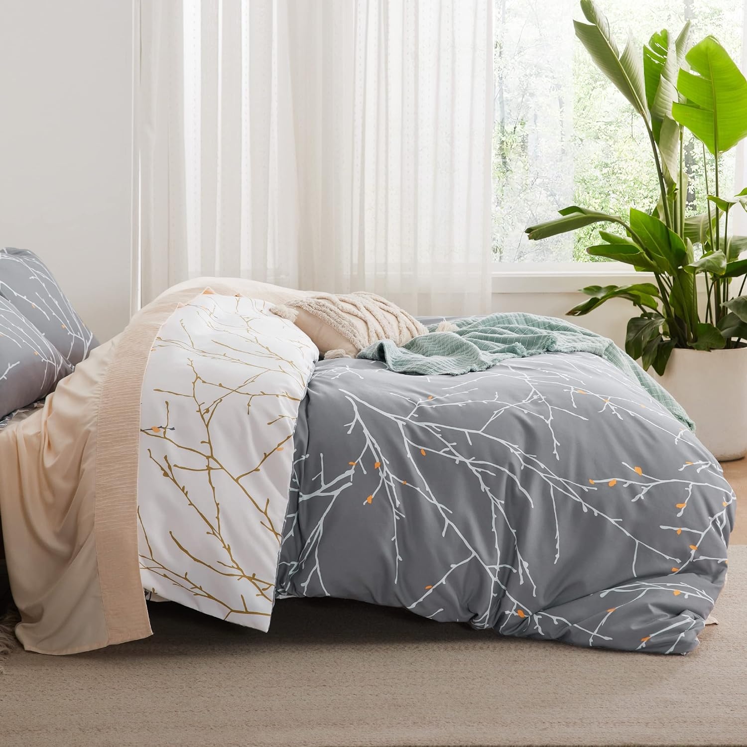 image:imageBedsure Duvet Cover King Size Reversible Navy Blue King Duvet Cover Set with Zipper Closure 3 Pieces Floral Patterned Bedding Set with 8 Corner Ties and 2 Pillow Shams11 GreyIvory No Comforter