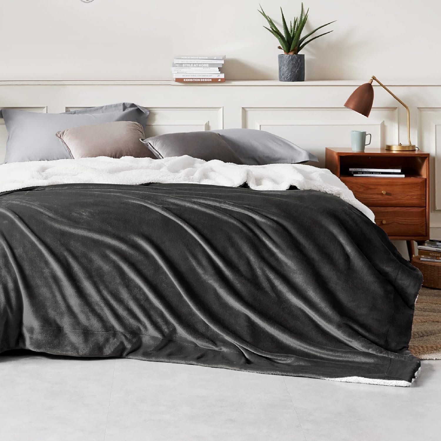 image:imageBedsure GentleSoft Sherpa Fleece Throw Blanket for Couch NonHeated Thick amp Warm Cozy Comfort Blanket for Winter Fall Soft Fuzzy Plush Throw Gifts for Women and Men Grey 50x60 Inches02 Charcoal
