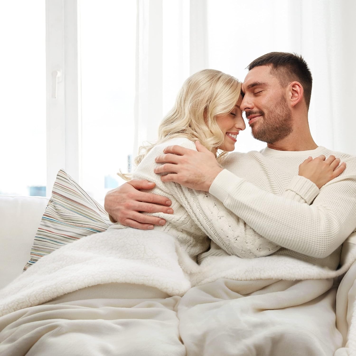 image:imageBedsure GentleSoft Sherpa Fleece Throw Blanket for Couch NonHeated Thick amp Warm Cozy Comfort Blanket for Winter Fall Soft Fuzzy Plush Throw Gifts for Women and Men Grey 50x60 Inches05 Linen
