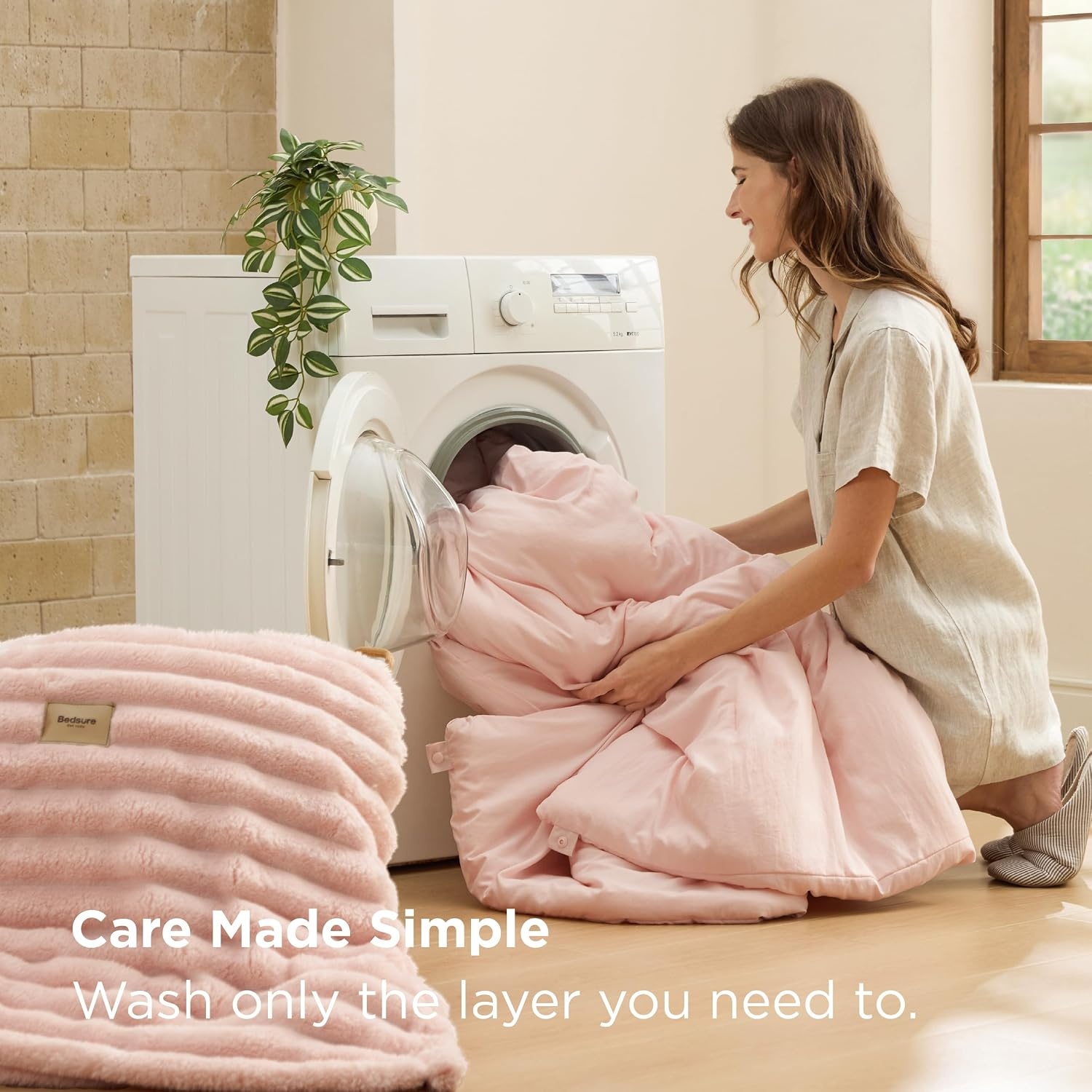 image:imageBedsure Gentlesoft 2in1 Queen Comforter Set and Detachable Fluffy Blanket Beige Bedding Set for All Season Use Detachable Design for Space Saving Includes 2 Pillow Shams 2 Pillowcases06 Pink