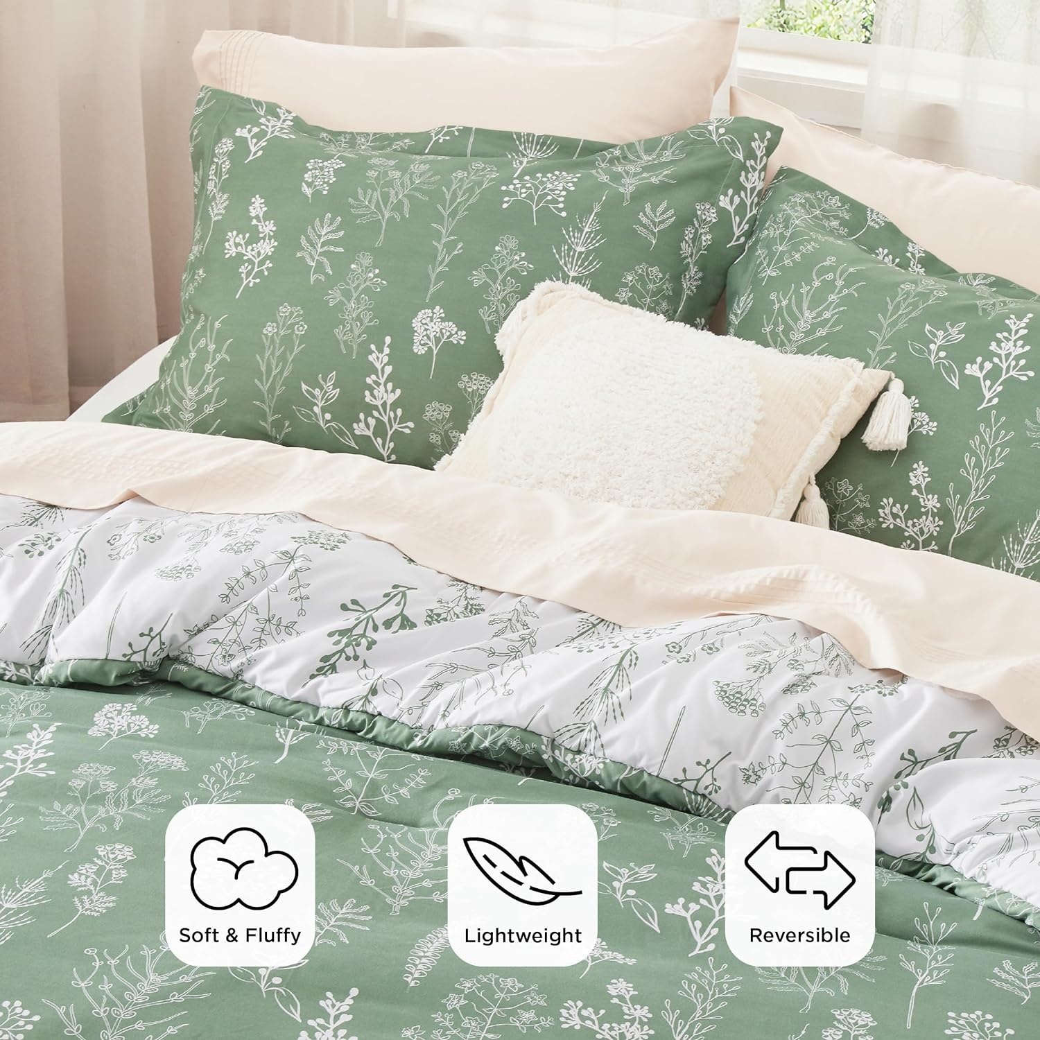 image:imageBedsure Light Grey Queen Comforter Set Reversible Floral Bed Set Soft Summer Lightweight Bedding for Bedroom 1 Soft Botanical Flowers Comforter and 2 Pillow ShamsGreen