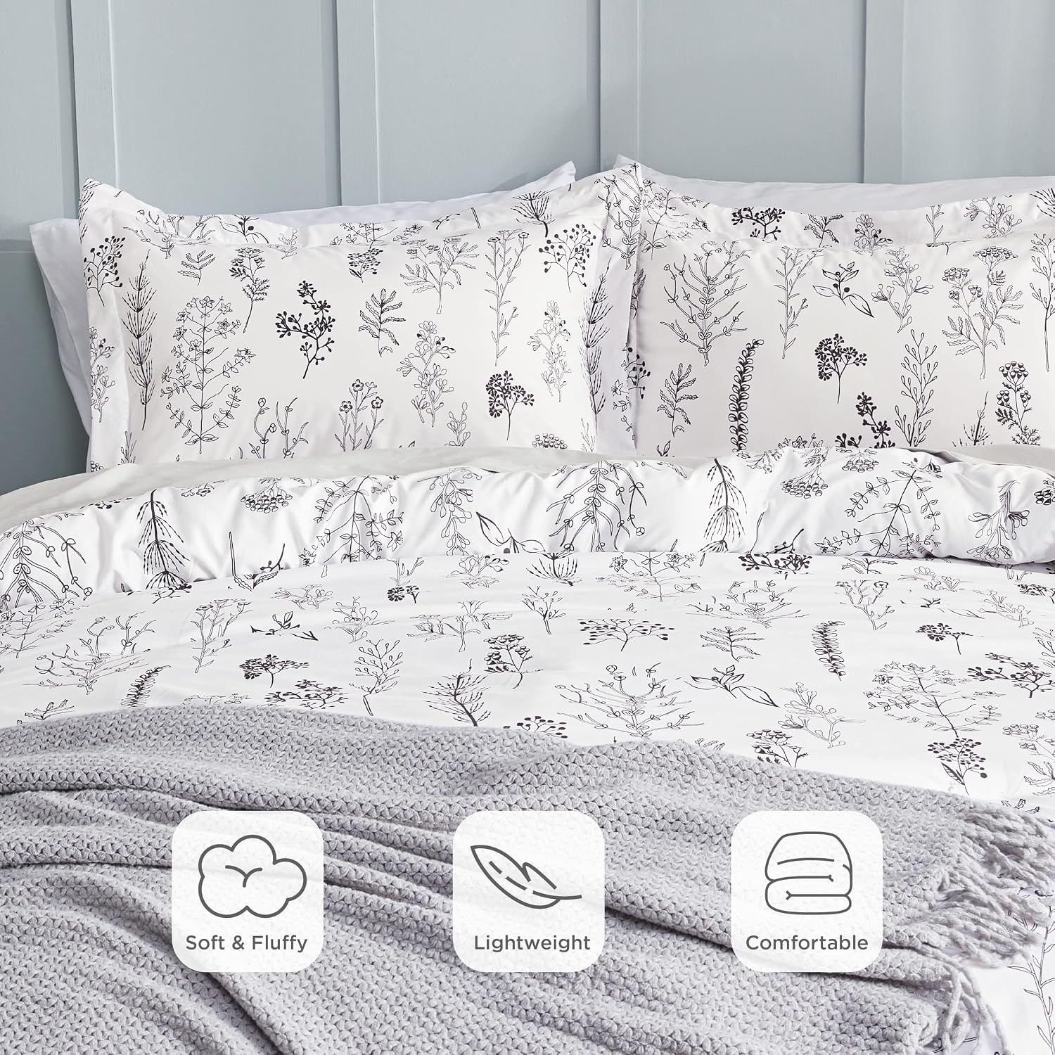 image:imageBedsure Light Grey Queen Comforter Set Reversible Floral Bed Set Soft Summer Lightweight Bedding for Bedroom 1 Soft Botanical Flowers Comforter and 2 Pillow Shams21 Bright White